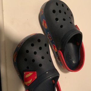 Crocs "Superman" Boys' Junior Shoes Sandals J1 Blue